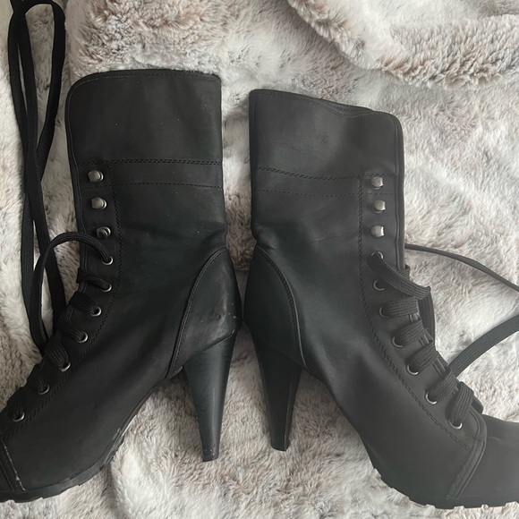 COPY - Black lace up heel boots. Size 11. - Picture 2 of 6